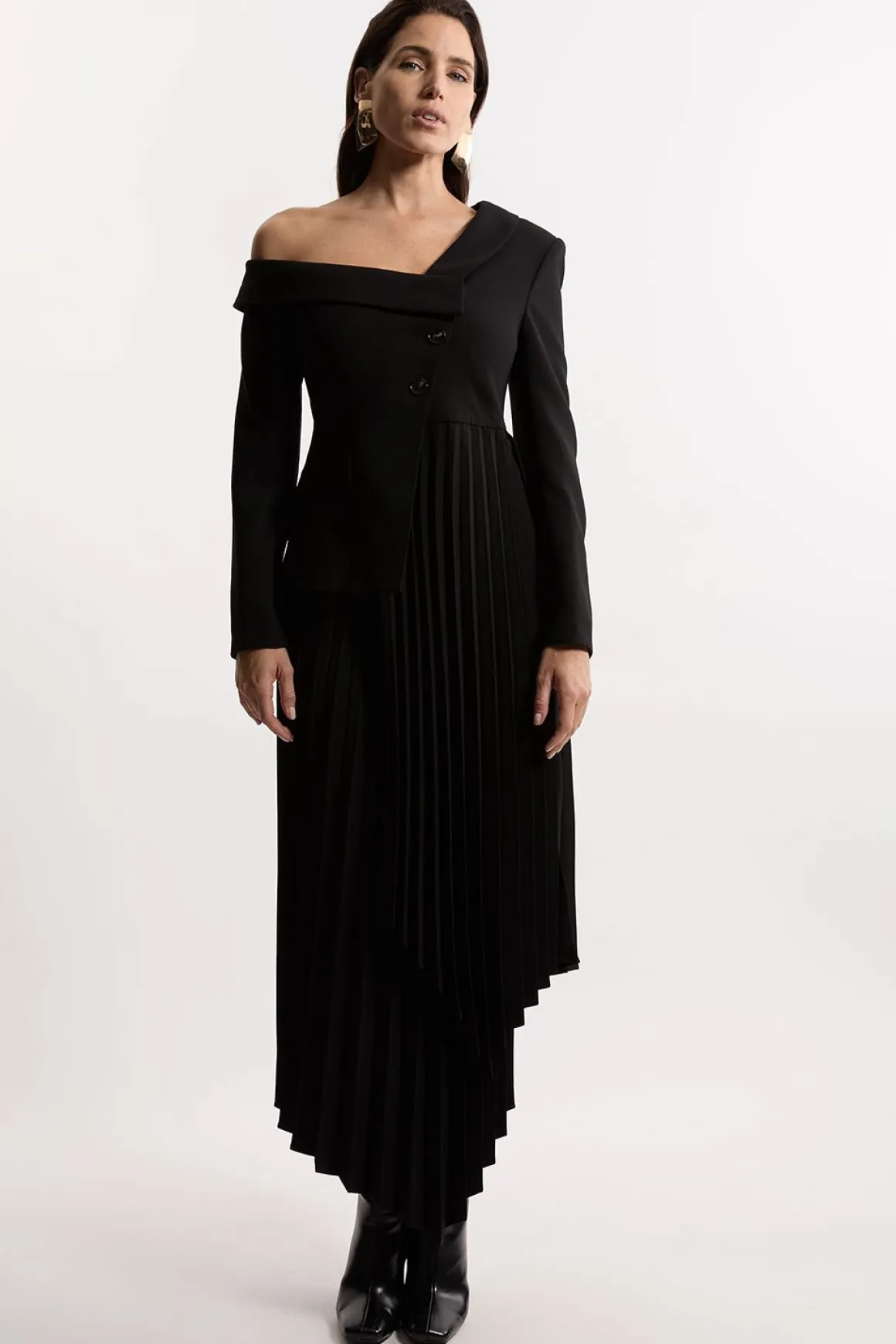 Robe midi asymétrique plissée en crêpe sur mesure