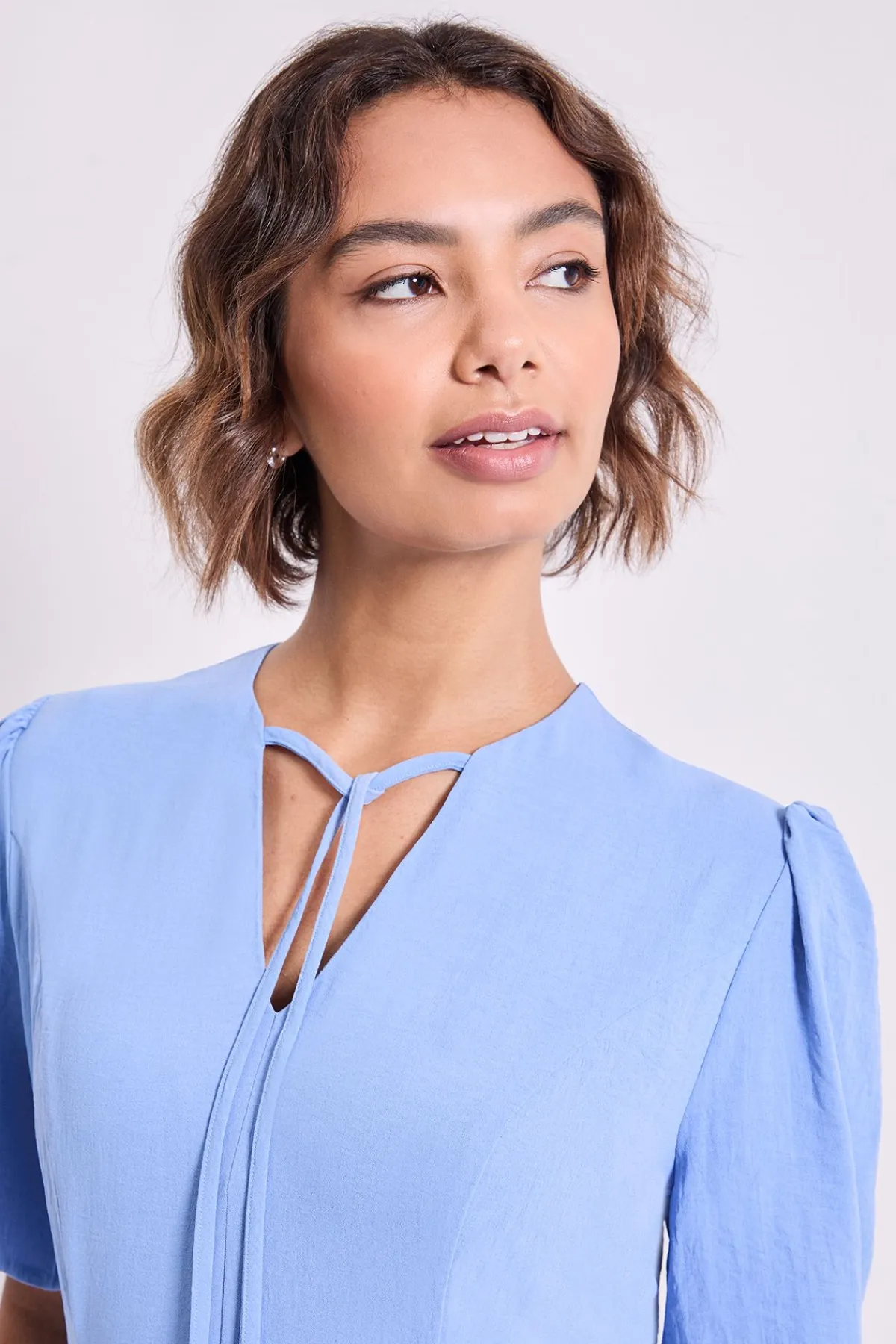 Dorothy Perkins Robe Midi avec Détail de Couture et Nœud Devant<Femme Robes|Robes Mi-Longues