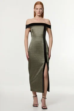 Robe midi Bardot ajustée Geo Jacquard Velvet Mix