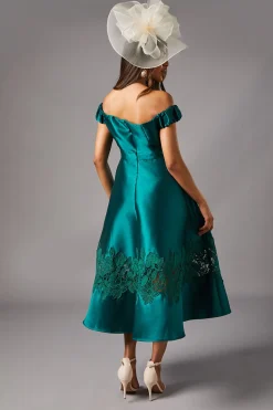 Robe Midi Bardot Petite en Sergé avec Finitions en Dentelle