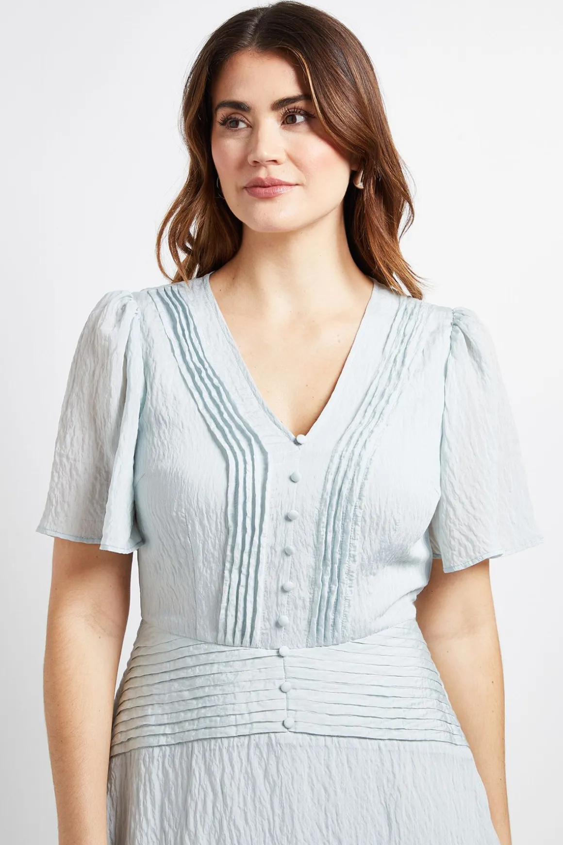 Robe Midi À Boutons Avec Détails De Plis Piqués