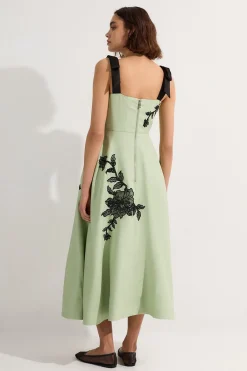 KarenMillen Robe midi à bretelles en viscose et lin avec broderie florale en dentelle placée<Femme Toutes Les Robes|Robes Mi-Longues