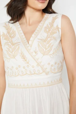 Robe Midi Brodée En Mélange De Lin D'été