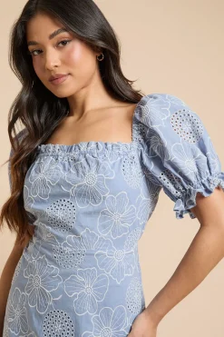 Robe Midi Brodée À Manches Bouffantes Petite