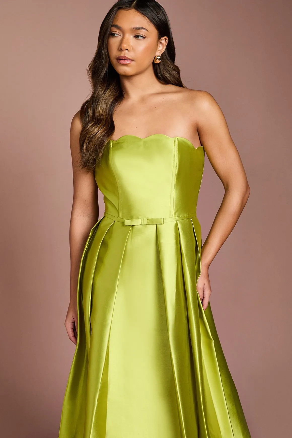 Robe Midi Bustier à Bords Festonnés