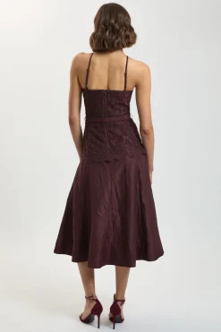 Robe Midi Ceinturée À Col Halter En Satin Texturé Et Dentelle