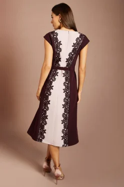 Robe Midi Ceinturée À Empiècements Contrastés Et Finitions Dentelle