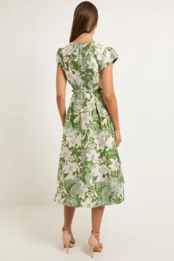 Robe Midi Ceinturée À Manches Courtes En Jacquard