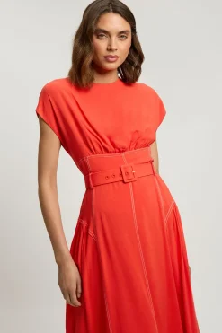 Robe Midi Ceinturée À Surpiqûres Contrastées