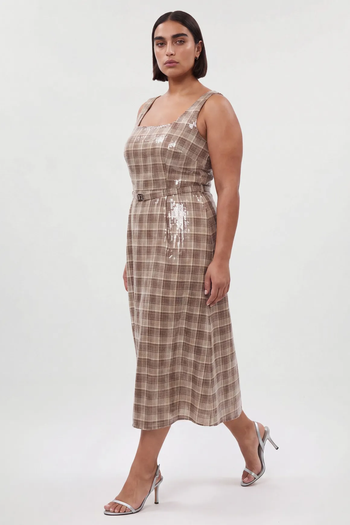 Robe Midi Cintrée À Ceinture Avec Sequins Curve