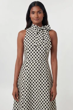 Robe Midi Cintrée À Col Nœud Et Jupe Ample En Jacquard À Pois