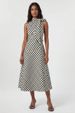 Robe Midi Cintrée À Col Nœud Et Jupe Ample En Jacquard À Pois