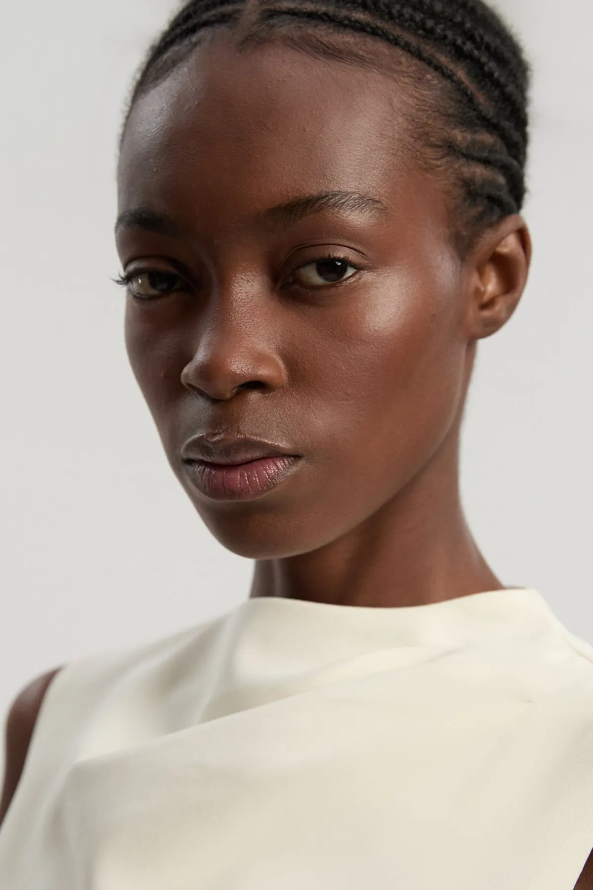 KarenMillen Robe Midi Cintrée En Satin À Jupe Évasée Avec Godets<Femme Tailleurs|Robes Demoiselles D'Honneur