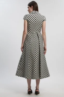 Robe Midi Cintrée à Jupe Ample et Encolure Carrée en Jacquard à Pois - Petite Taille