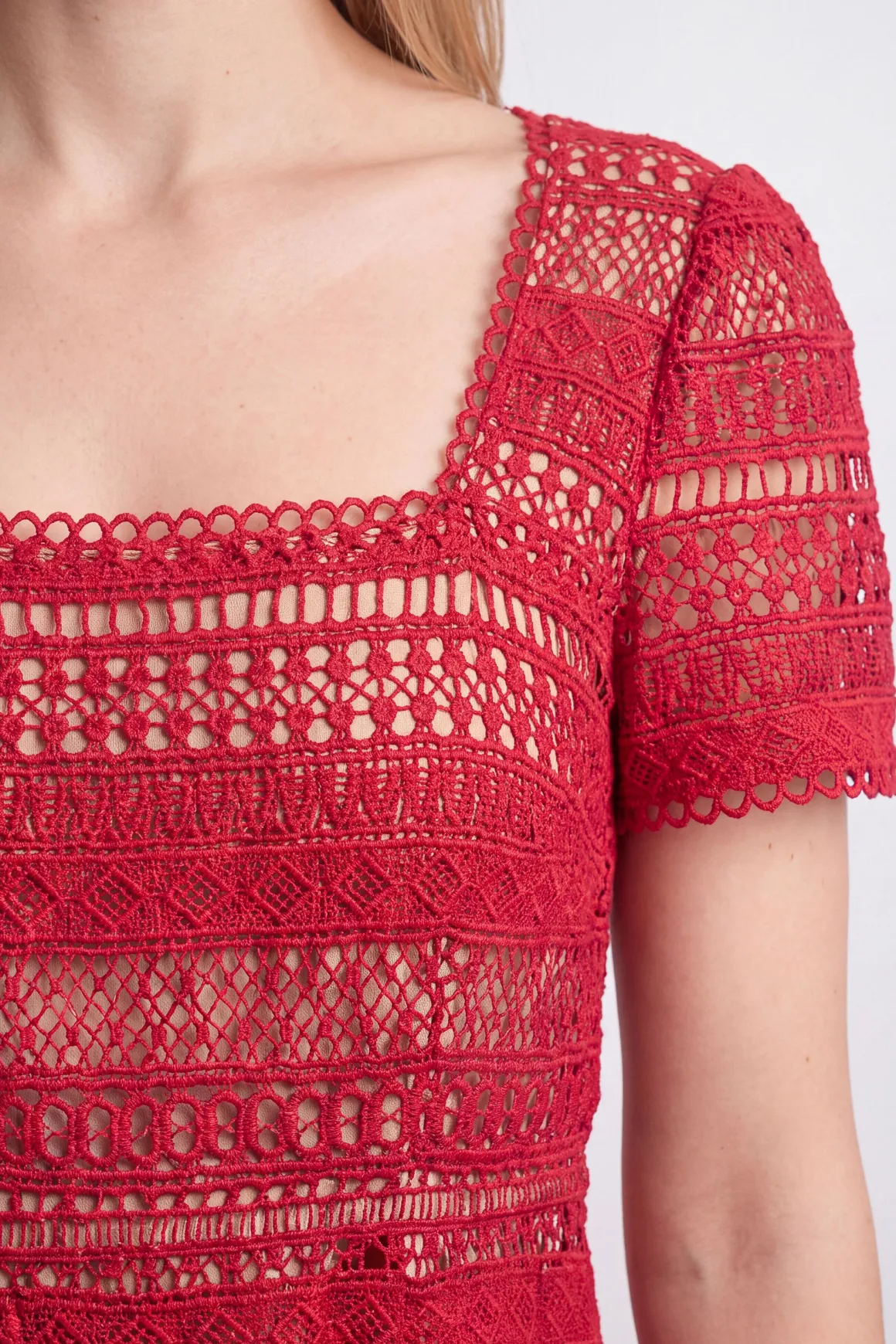 Robe Midi Cintrée Évasée En Dentelle Petite