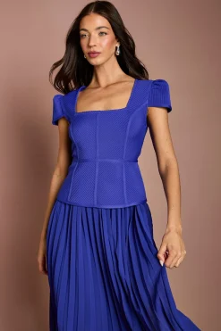Robe Midi À Corsage Bandage À Manches Courtes Et Jupe Plissée