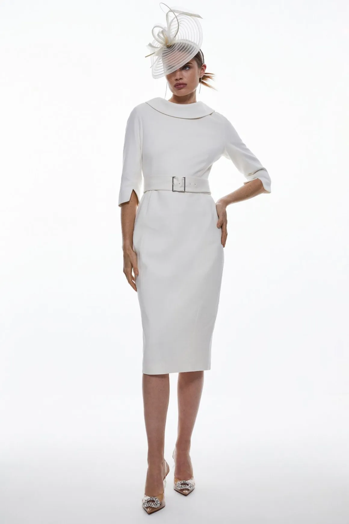 Robe midi crayon en crêpe structurée sur mesure