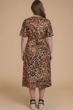 Robe Midi Curve À Imprimé Animal Avec Boutons Devant, Manches Papillon Et Attache Dos