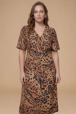 Robe Midi Curve À Imprimé Animal Avec Boutons Devant, Manches Papillon Et Attache Dos