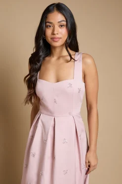 Robe Midi Décolleté Cœur Ornée Petite