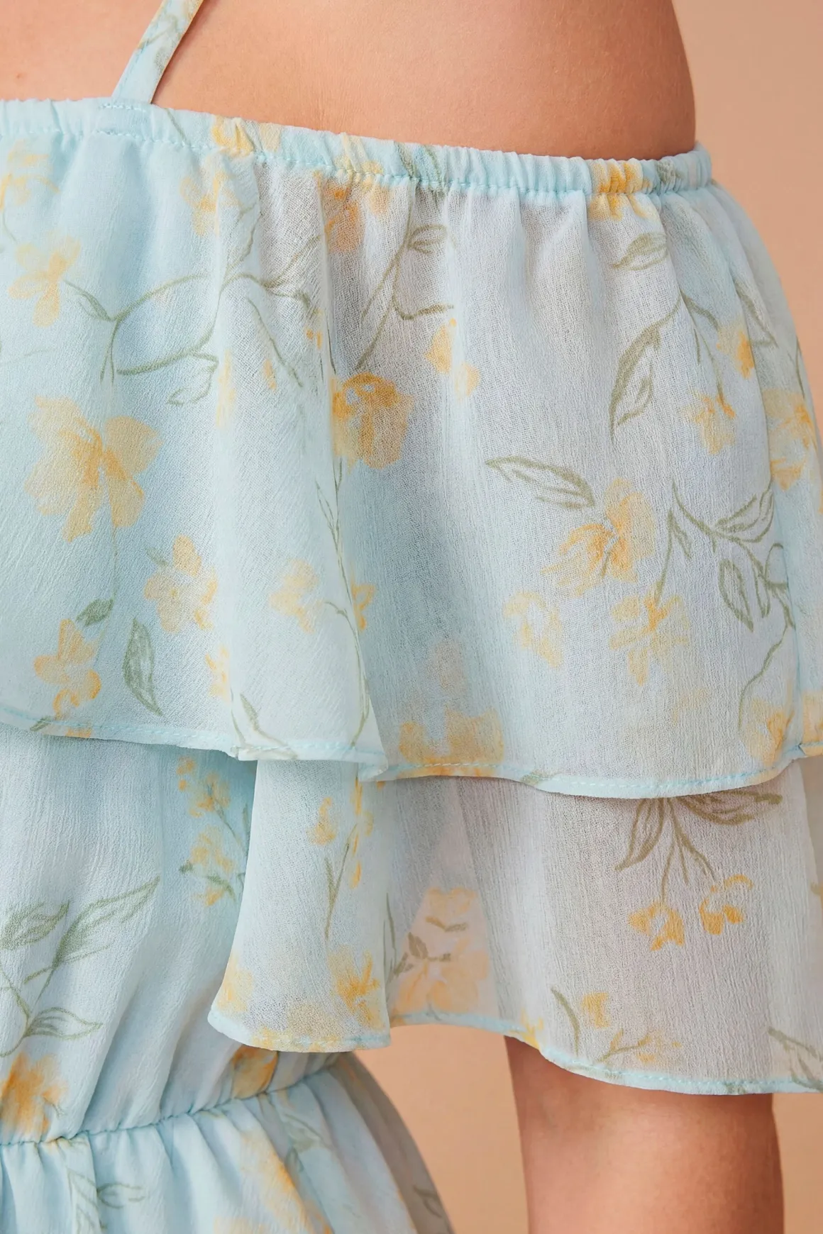 Robe Midi Dp Luxe À Volants Fleuris Bleus Avec Épaules Dénudées