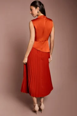 Robe Midi Drapée à Col Haut et Jupe Plissée