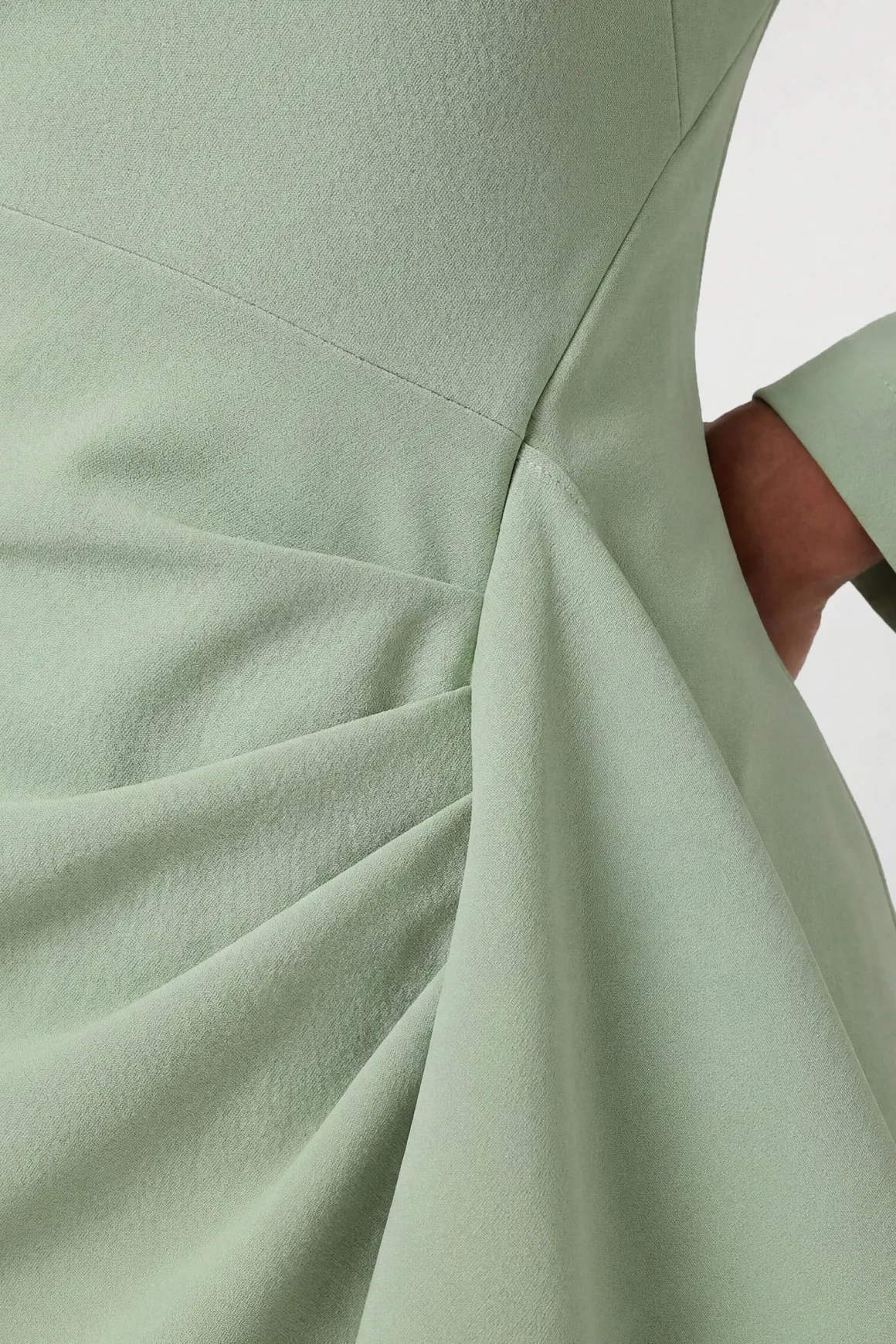 Robe Midi Drapée À Encolure Asymétrique En Tissu Stretch Compact Petite