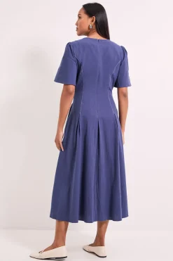Robe Midi à Détails de Coutures et Plis Rapportés