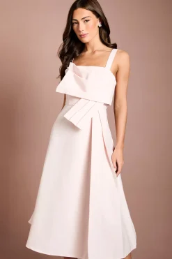 Robe Midi À Détail Torsadé Plissé