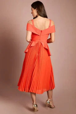 Robe Midi En Crêpe Plissée À Encolure Bardot