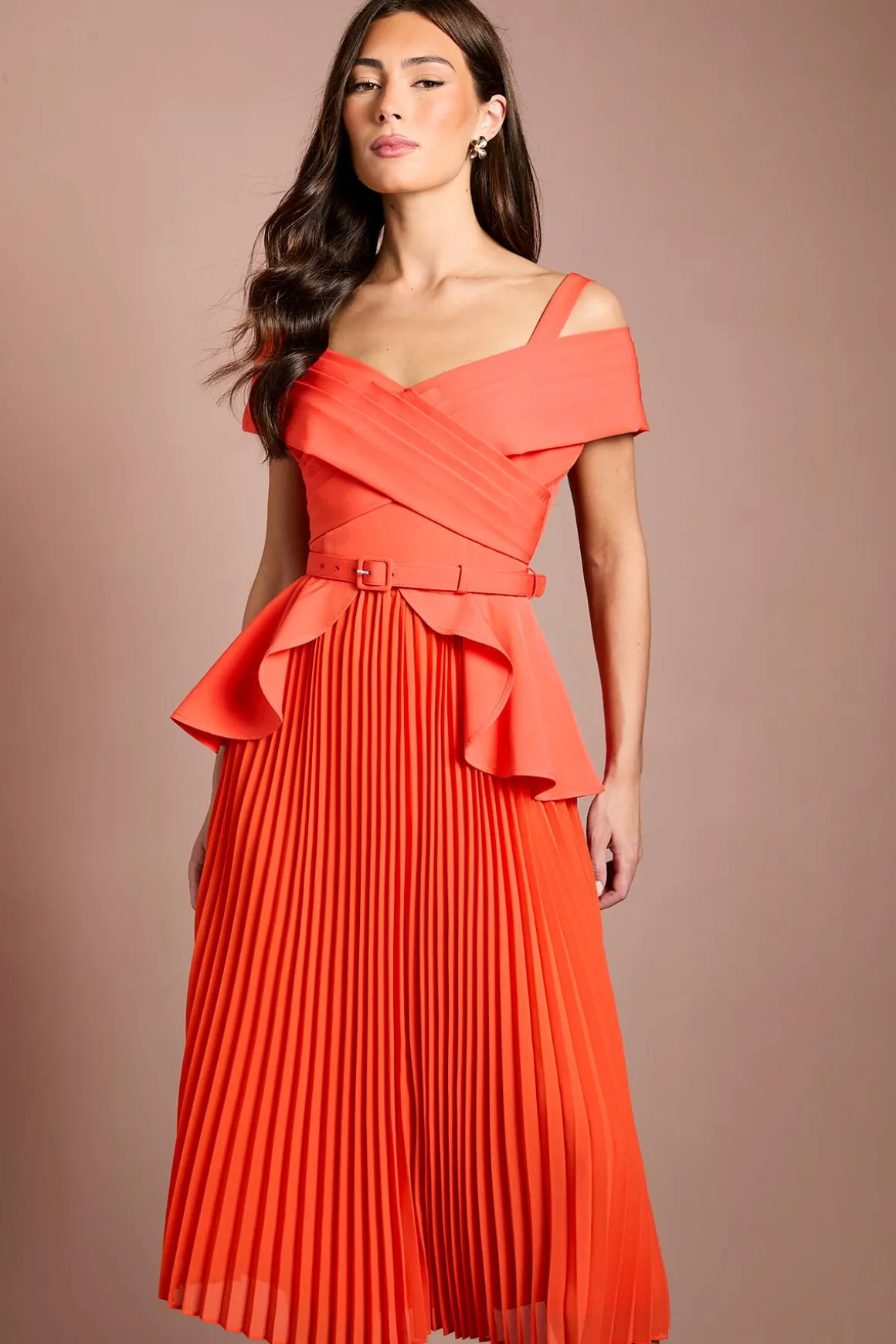 Robe Midi En Crêpe Plissée À Encolure Bardot