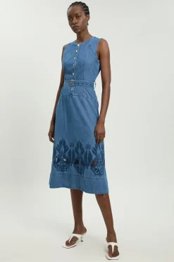 Robe Midi En Denim À Encolure Américaine Avec Découpes