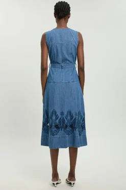 Robe Midi En Denim À Encolure Américaine Avec Découpes