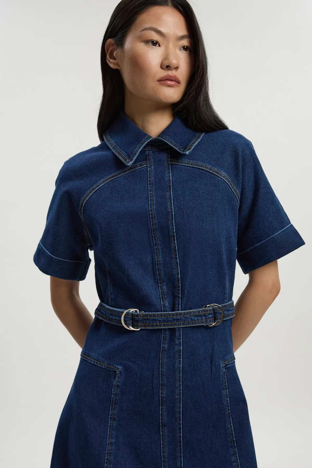 KarenMillen Robe Midi en Denim Stretch avec Détail Ceinture à Patte<Femme Denim|Robes Mi-Longues