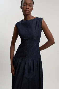 Robe Midi En Denim À Taille Basse Et Jupe Ample