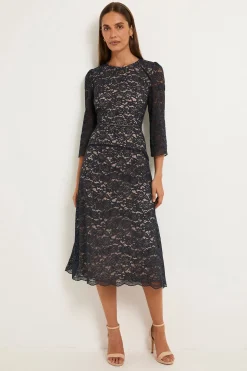 Robe Midi En Dentelle Avec Détail Échelle