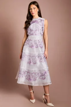 Robe Midi En Dentelle Brodée Avec Motif Placé