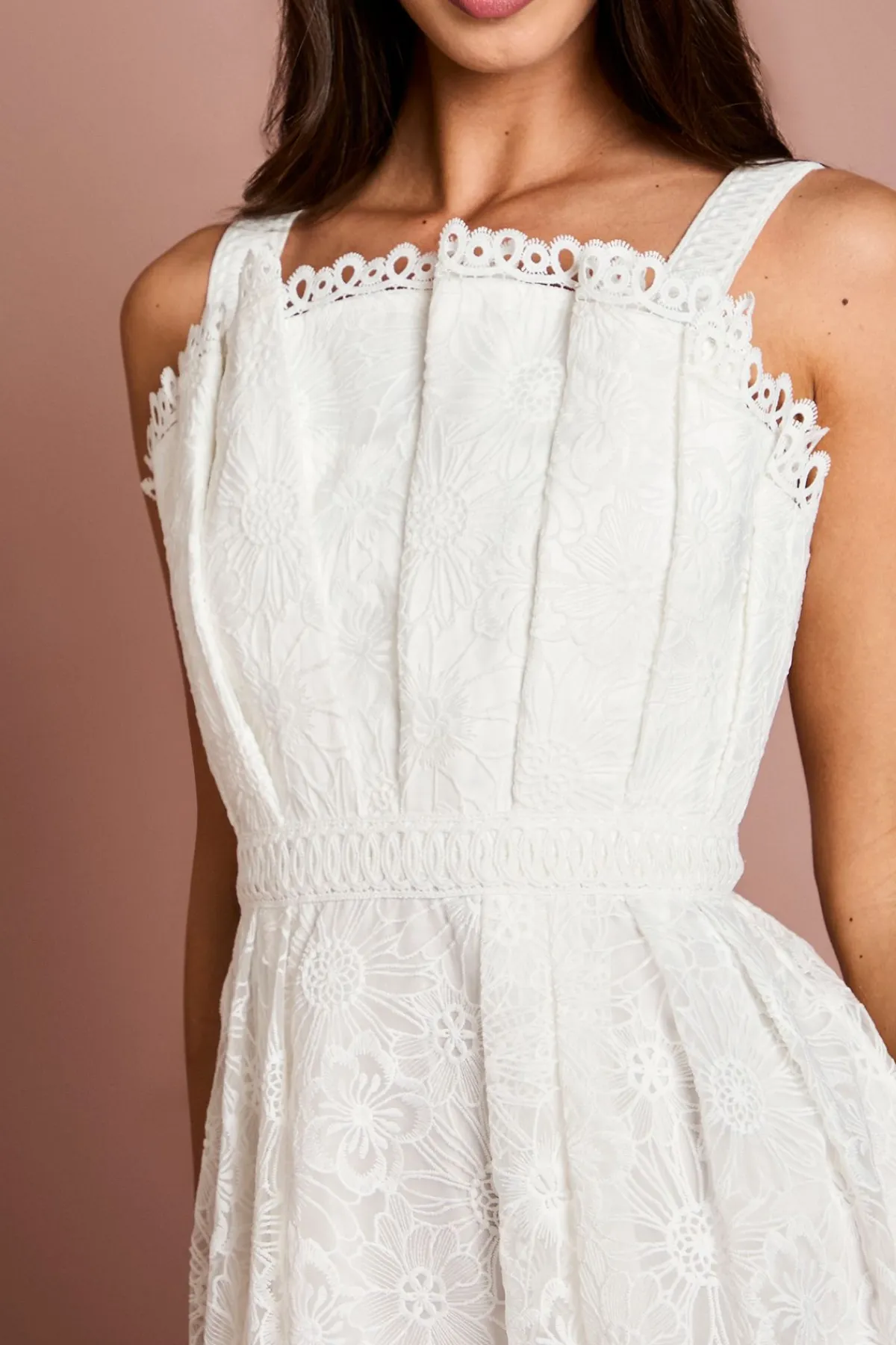 Coast Robe Midi En Dentelle À Corsage Éventail<Femme Robes Mi-Longues|Satin Et Dentelle