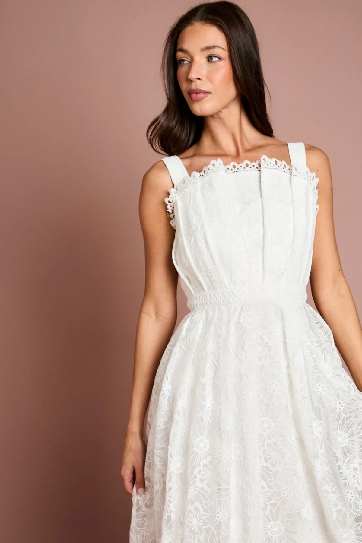Coast Robe Midi En Dentelle À Corsage Éventail<Femme Robes Mi-Longues|Satin Et Dentelle