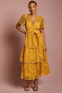 Robe Midi en Dentelle à Manches Courtes et Col V Étagée Petite