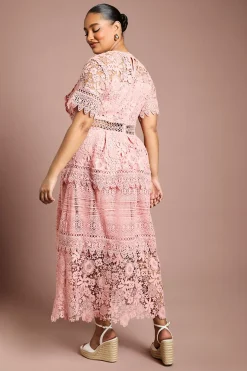 Robe Midi en Dentelle à Manches Courtes Plus