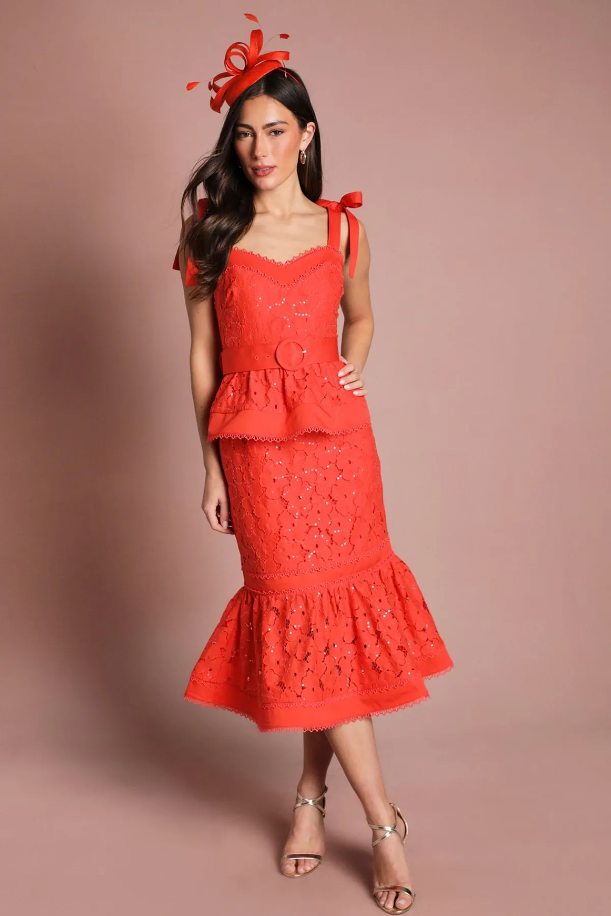 Coast Robe Midi En Dentelle À Sequins<Femme Robes Mi-Longues|Satin Et Dentelle