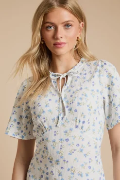 Robe Midi En Jersey Imprimé Crème À Imprimé Fleuri Ditsy Avec Nœud Devant Et Manches Volantées