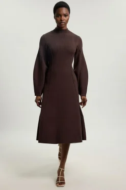 Robe Midi En Maille Col Montant À Manches Arrondies Effet Laine