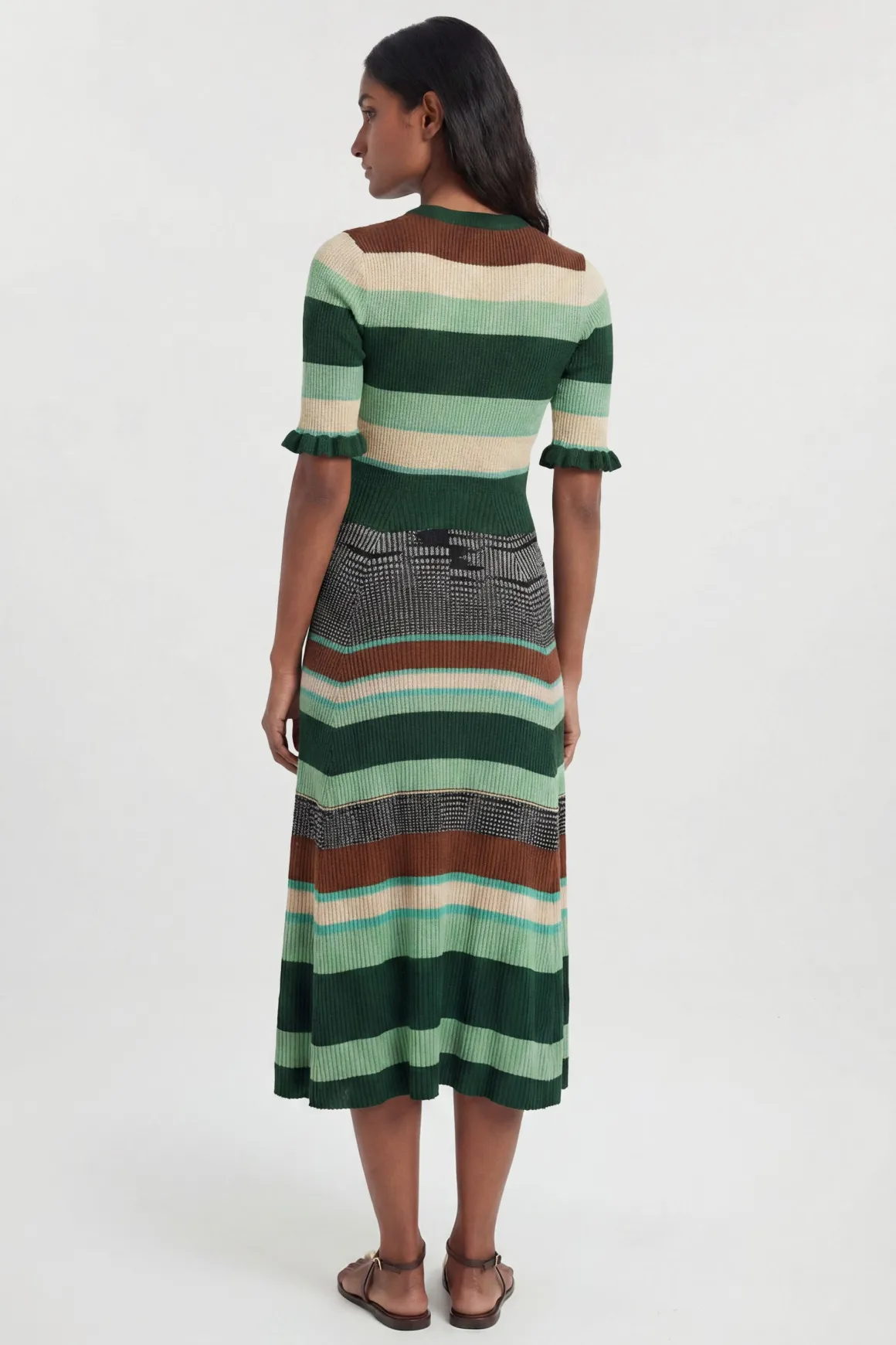 Robe Midi En Maille Jacquard À Rayures Avec Manches Courtes Pour Petite