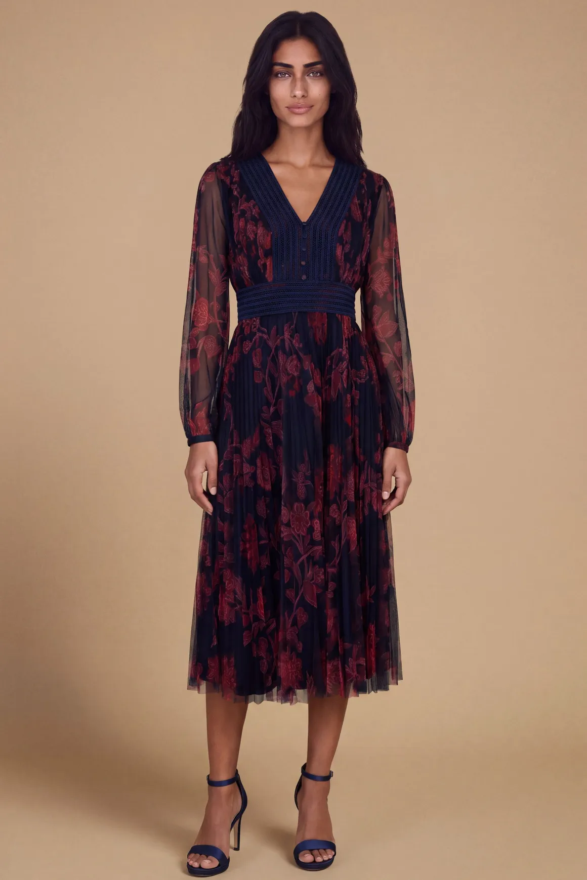 Robe Midi En Mesh Imprimé À Détail Boutonné Col V Petite