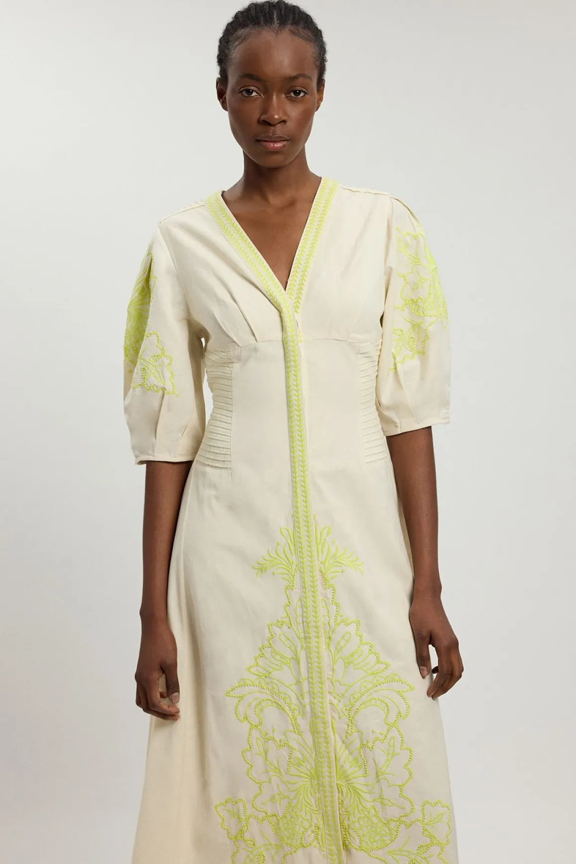 Robe Midi En Mélange De Lin Avec Broderie Perlée Et Ajourée