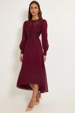 Robe Midi En Mousseline Avec Empiècements En Dentelle