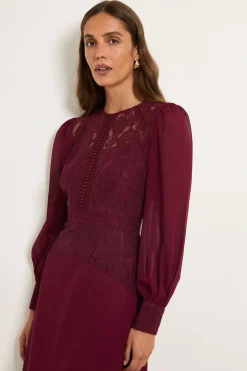 Robe Midi En Mousseline Avec Empiècements En Dentelle