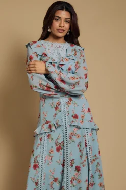Robe Midi En Mousseline Imprimée Avec Détails De Dentelle Et Volants Pour Petite Taille